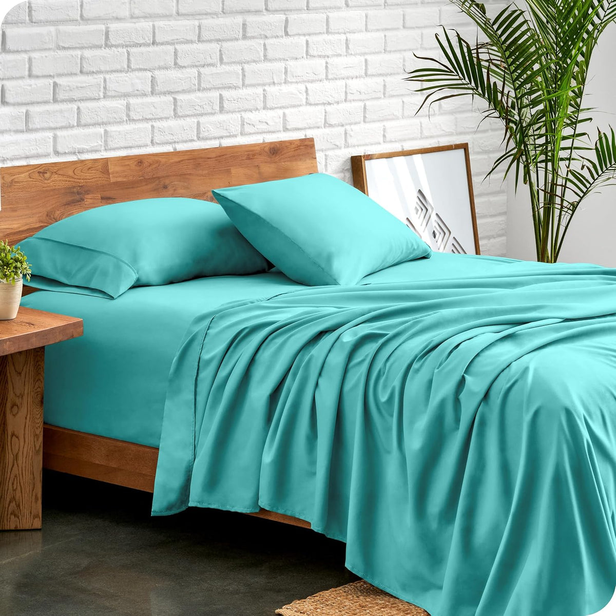 Bare Home Queen Sheet Set - Luxury 1800 Ultra-Soft Microfiber Queen Bed Sheets - Double Brushed - Deep Pockets - Easy Fit - 4 Piece Set - Bedding Sheets & Pillowcases (Queen, Turquoise)